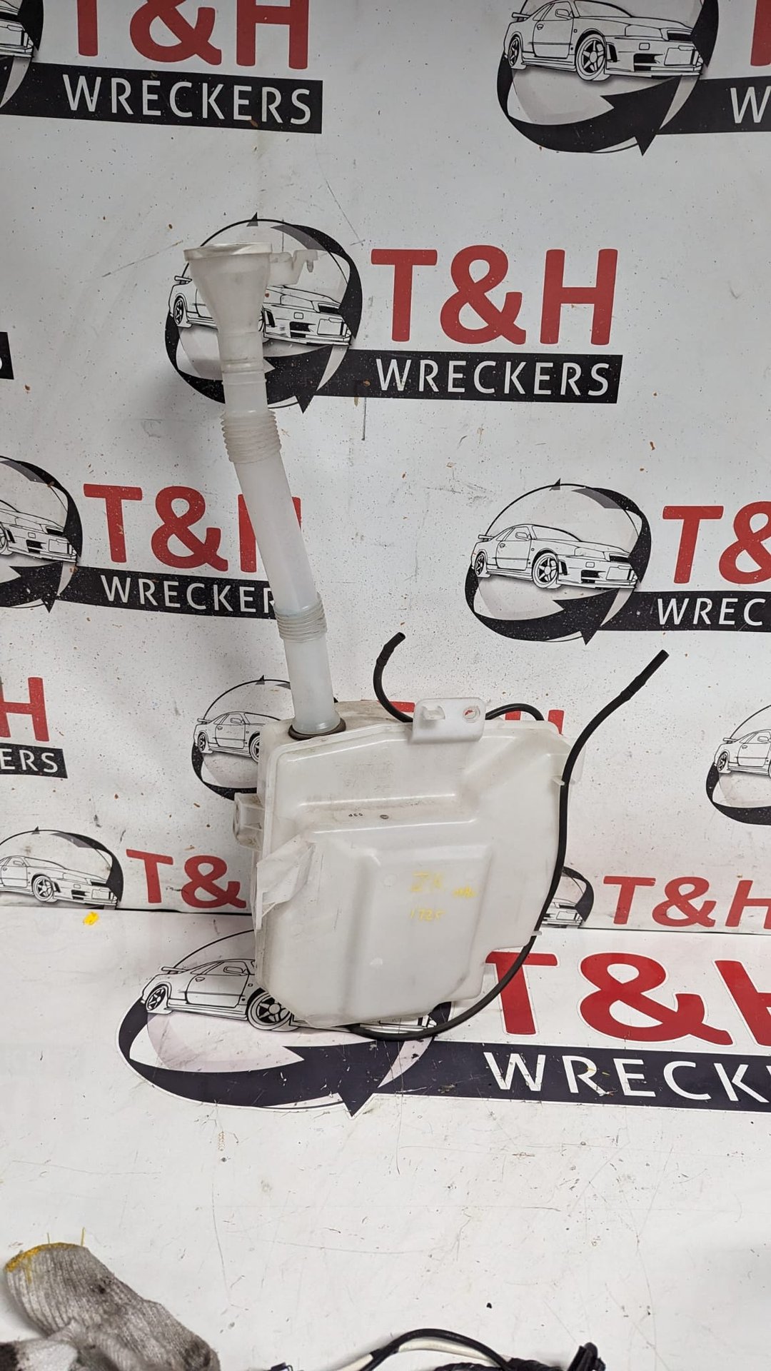 Washer Bottle, 2015, Mitsubishi, Outlander, III ZK