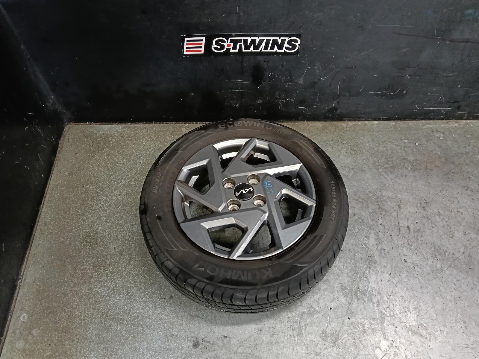KIA PICANTO WHEEL ALLOY JA, FACTORY, 14X5.5IN, 4 V SPOKE, 08/23- 23 24 25