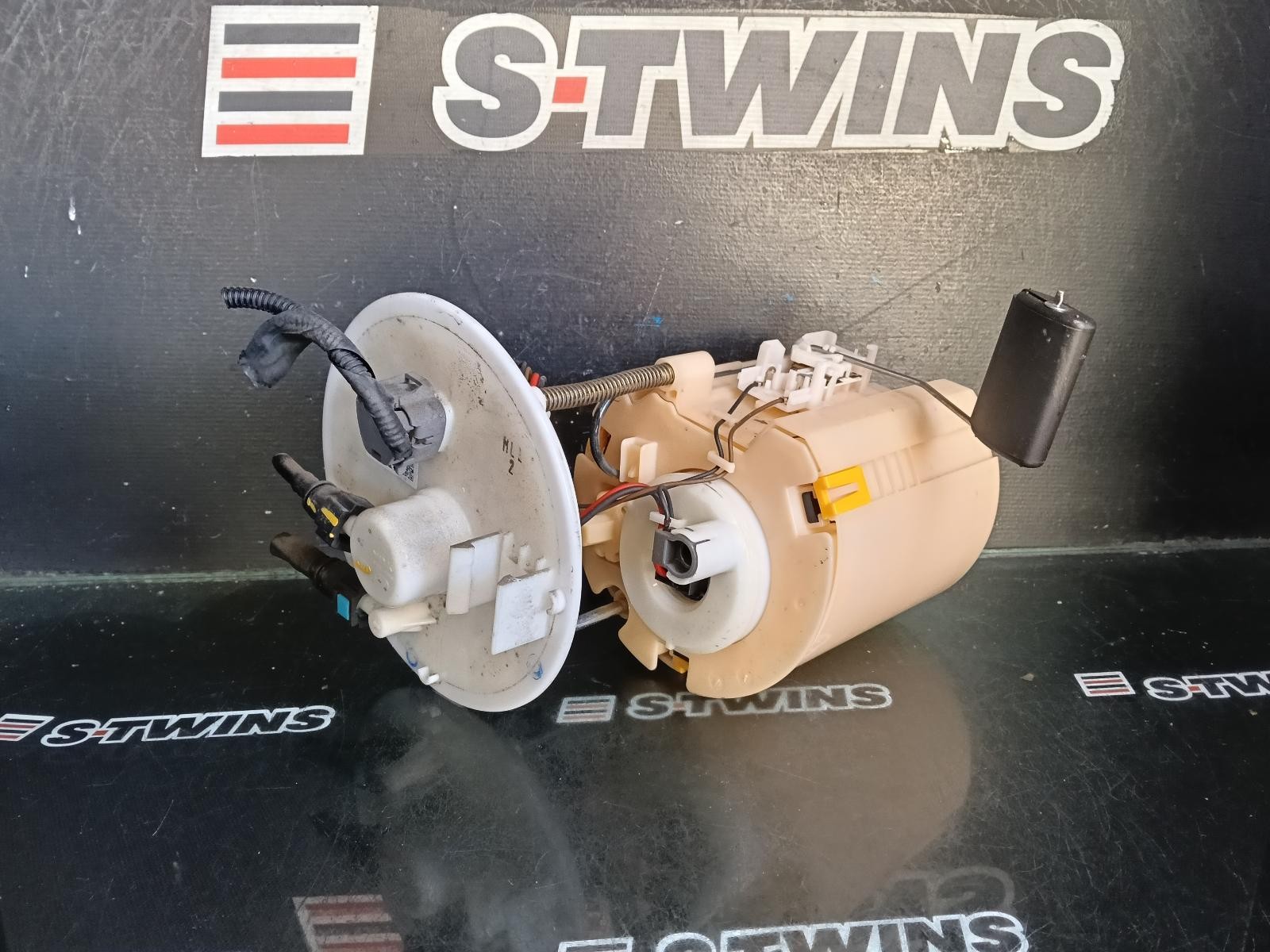 HYUNDAI I30 FUEL PUMP IN TANK (PUMP &amp; SENDER), PETROL, 2.0, G4NC, PD, 03/17-