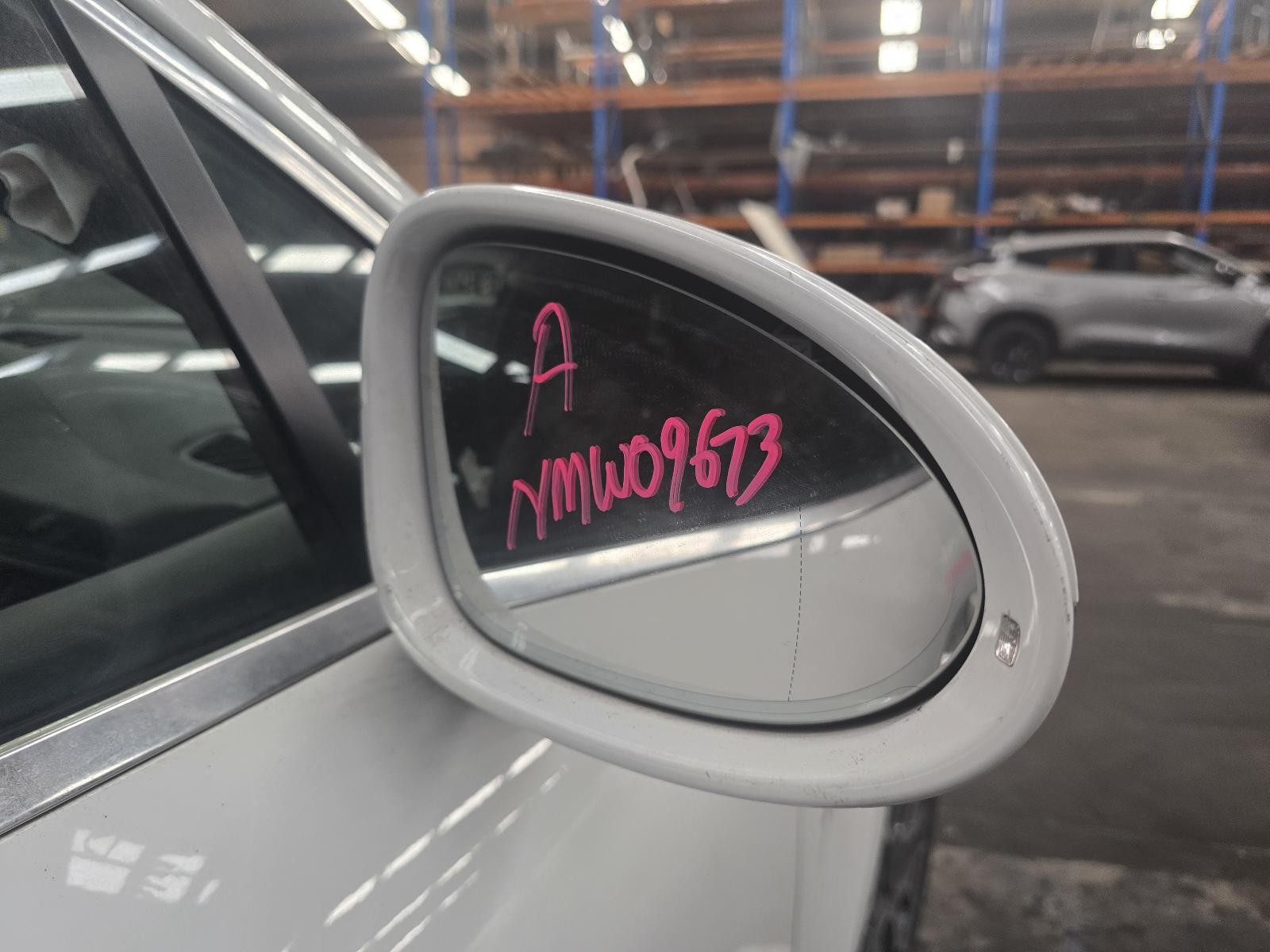 PORSCHE MACAN RIGHT DOOR MIRROR 95B SPORT DESIGN 06/2014-04/2021 NMW09673