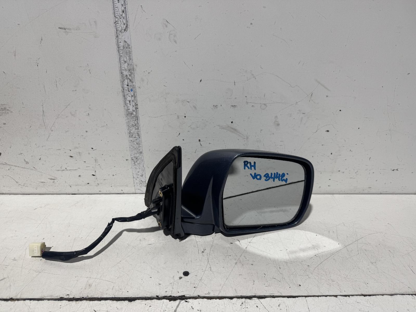 Toyota Kluger Right Door Mirror MCU28 01/2001-04/2007