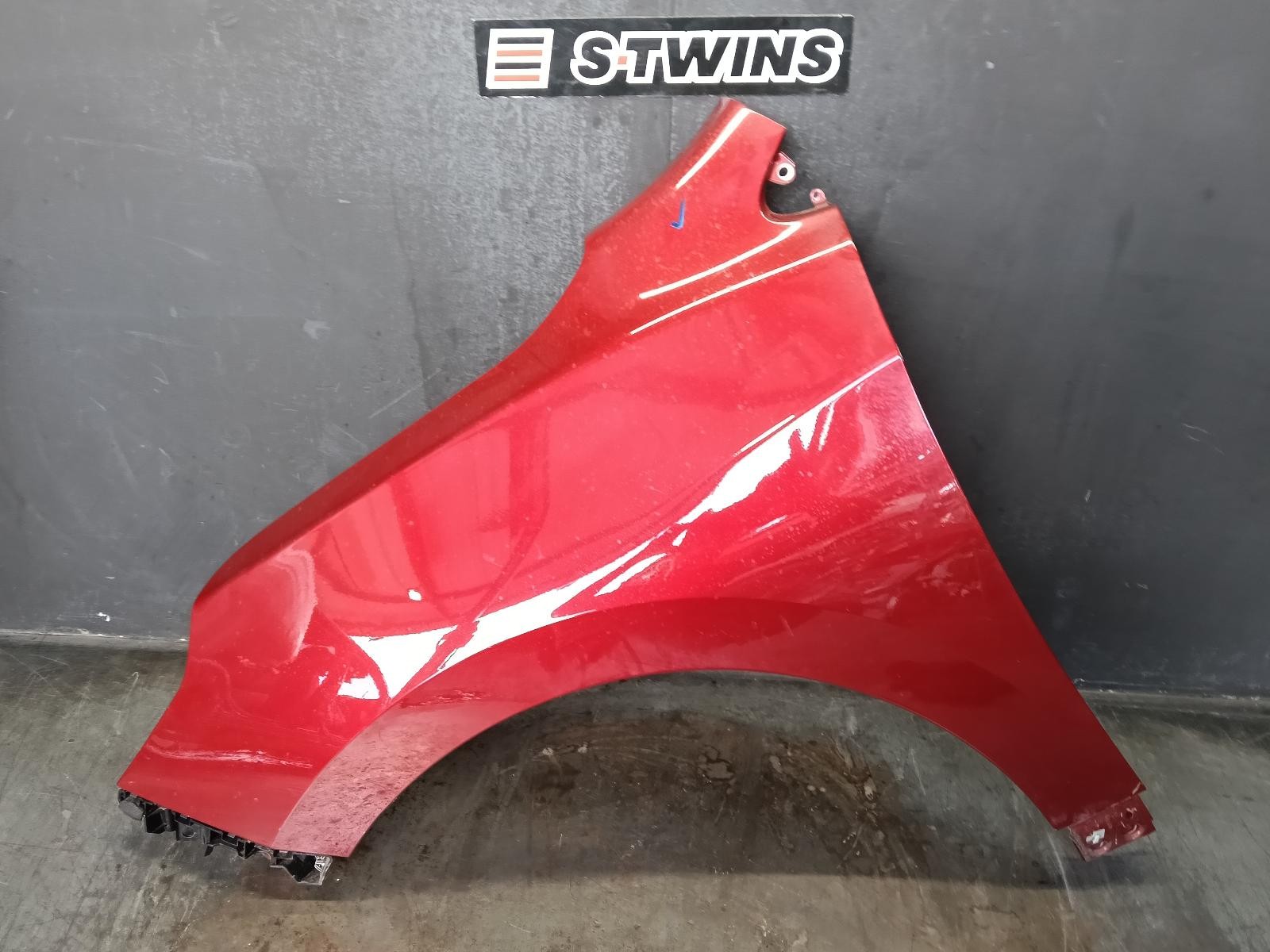 HOLDEN EQUINOX LEFT GUARD EQ, 09/17-12/20 17 18 19 20