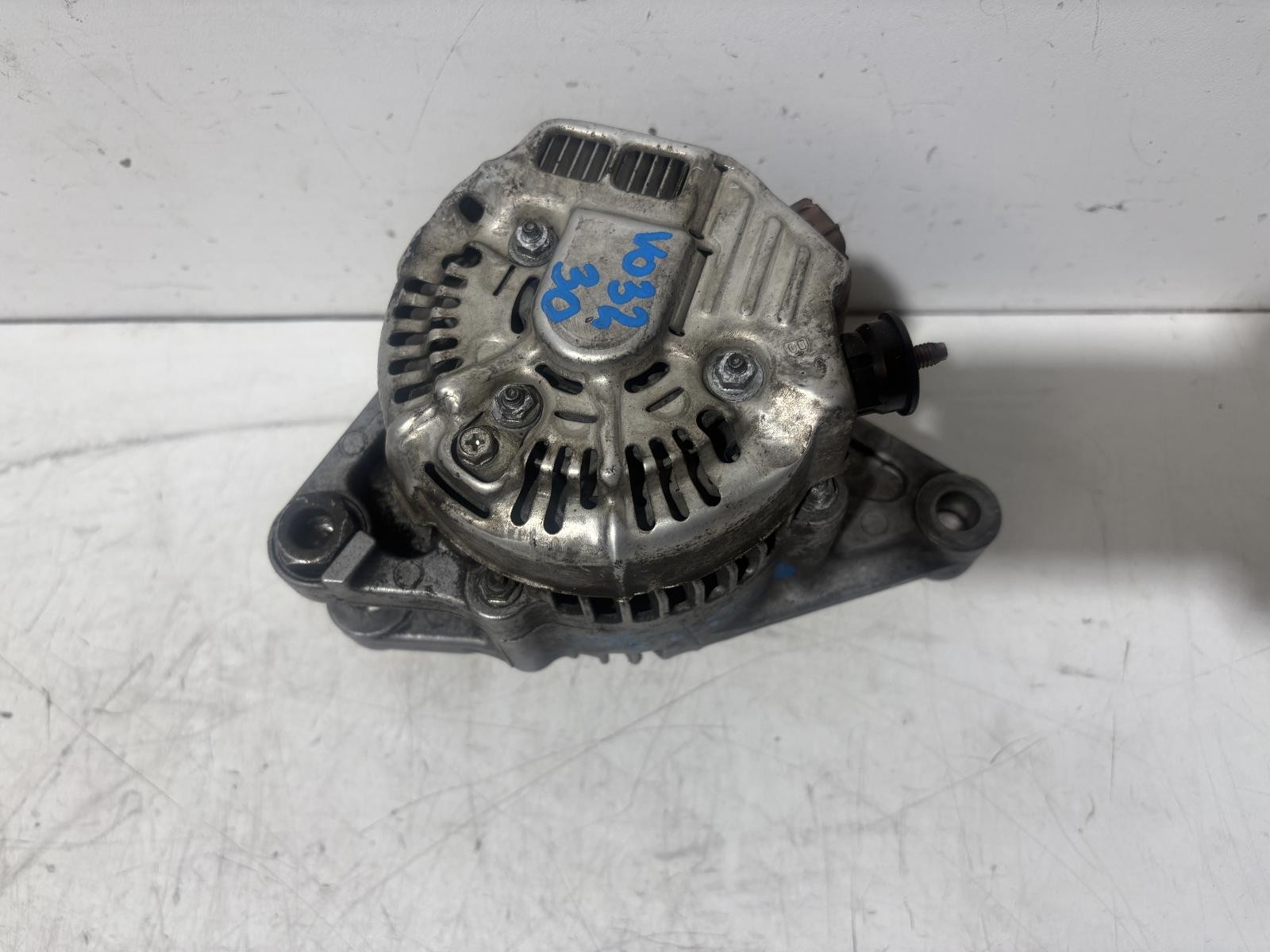 Toyota Hilux Alternator GGN15 02/2005-08/2015