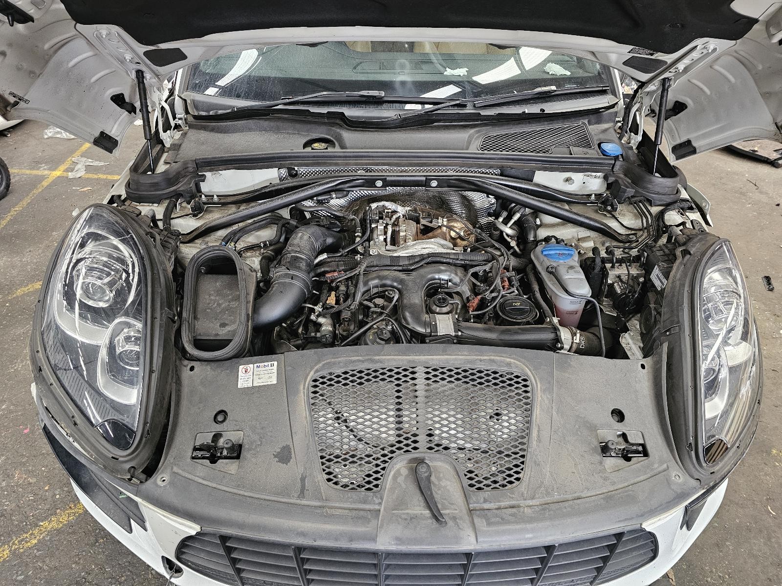 PORSCHE MACAN AIR CLEANER 95B DIESEL 3.0 TURBO 06/2014-07/2018 NMW09660