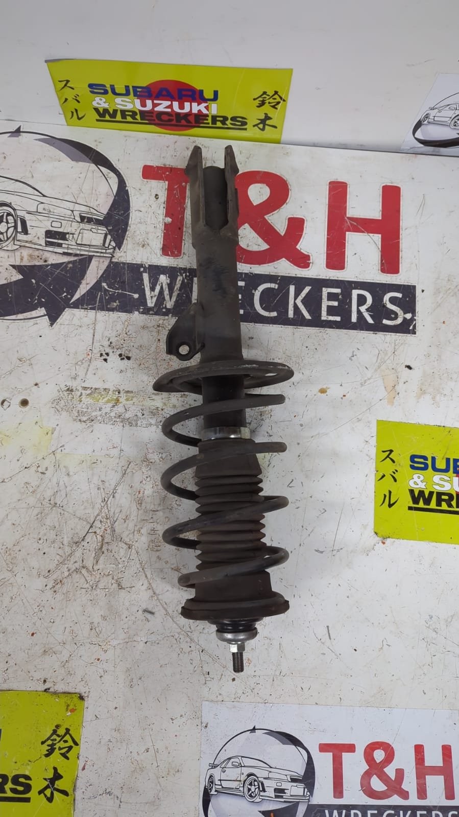 2005 - 2011 Toyota Yaris YRS FWD Right Front Strut