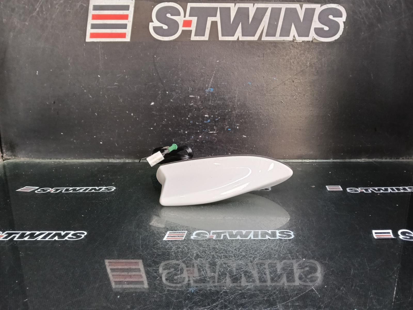 TOYOTA COROLLA ANTENNA ZRE182R, 08/12-06/18 12 13 14 15 16 17 18