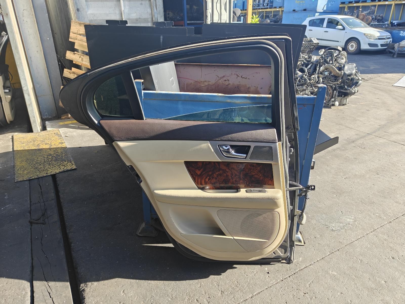 Jaguar XF Left Rear Door Trim X250 06/2008-05/2015