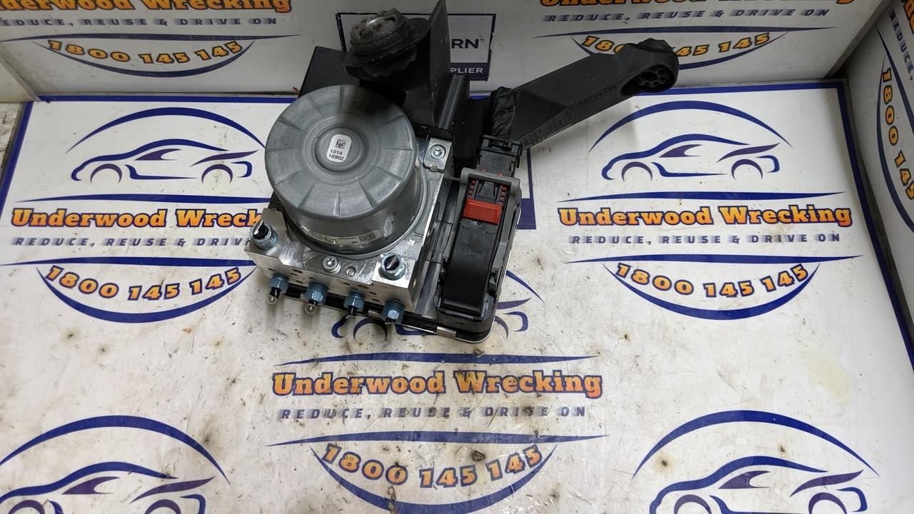 BMW 1 SERIES ABS PUMP/MODULATOR F40, P/N 34505A6DC92, 05/19-06/24 19 20 21 22 23