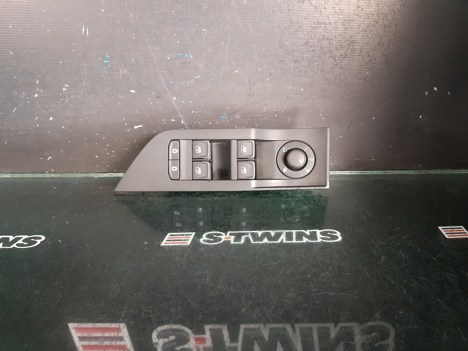 SKODA SUPERB POWER WINDOW SWITCH RH FRONT (MASTER SWITCH), NP, WAGON, 03/16-  16
