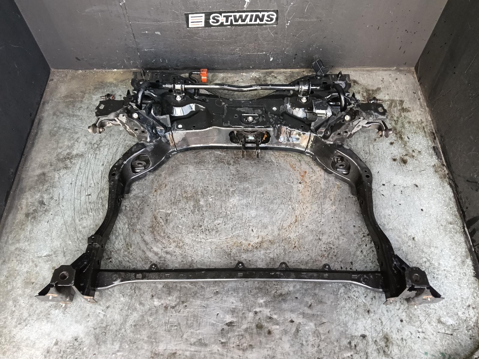 MAZDA 3 FRT XMEMBER/CRADLE BP, 03/19- 19 20 21 22 23 24 25 26