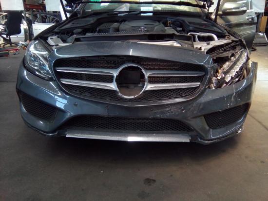 2015 Mercedes Benz — W205 Auto Petrol