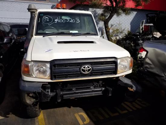 2011 Toyota Landcruiser — Toyota Landcruiser 2011