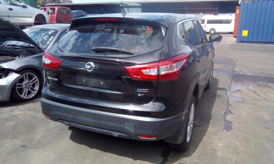 2015 Nissan Qashqai — st fwd Auto Petrol