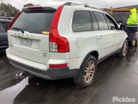 2011 Volvo XC90 — Volvo XC90 2011