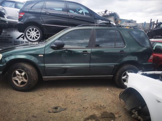 Ml Mercedes Benz — Mercedes Benz Ml