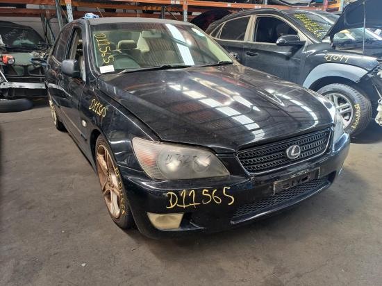 2003 Lexus IS200/IS300 — Auto Petrol