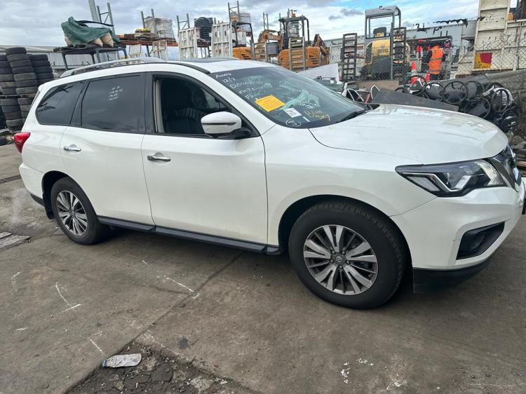 2018 Nissan Pathfinder — Auto Petrol