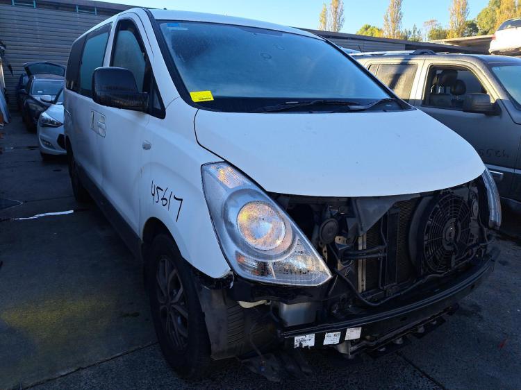 2009 Hyundai ILOAD/IMAX — Auto Diesel