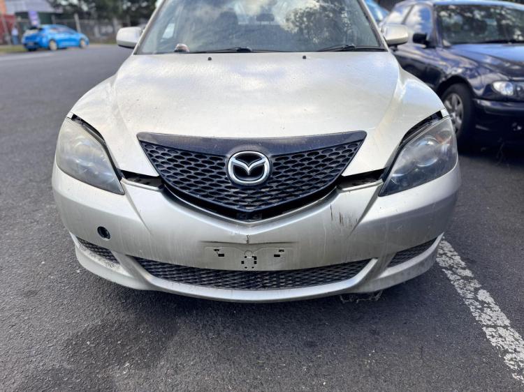 2004 Mazda 3 — Manual Petrol