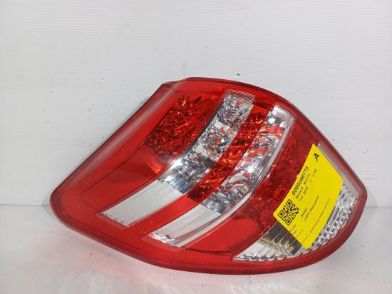 Rav4 Toyota Rav4 — Left Taillight