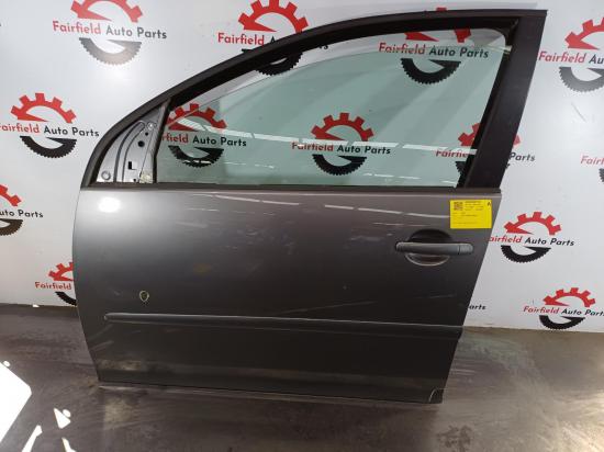 2008 Volkswagen Golf — Left Front Door