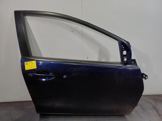 2014 Mazda 2 — Right Front Door