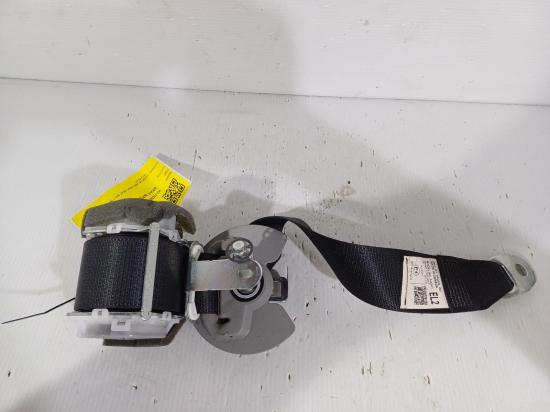 2019 Toyota Kluger — Seat Belt