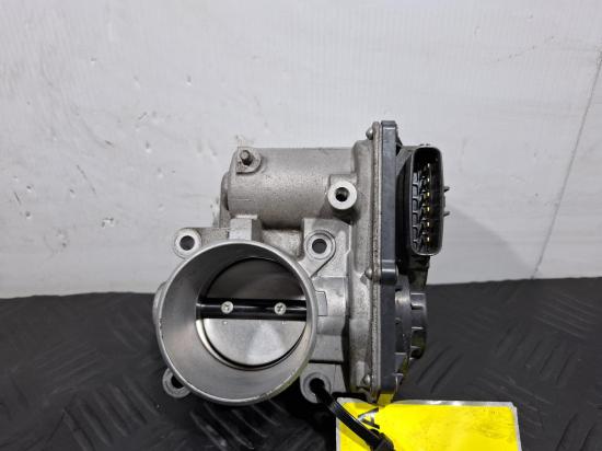 2014 Mazda 2 — Throttle Body
