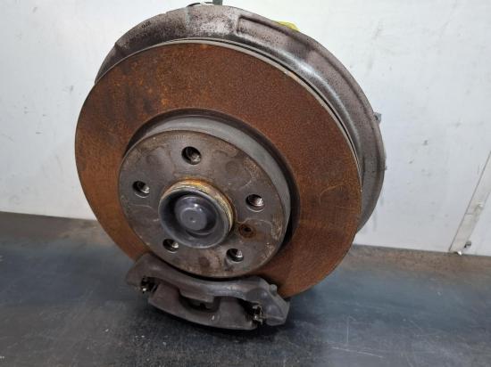 2015 Mini Cooper — Right Front Hub Assembly
