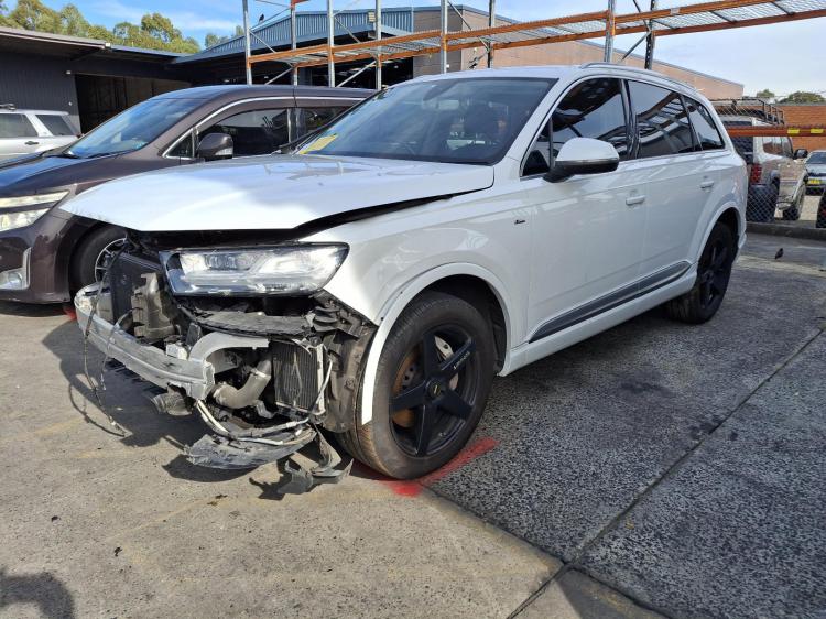 2016 Audi Q7 — 3.0 TDI QUATTRO Auto Diesel