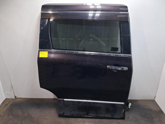 2011 Nissan Elgrand — Right Rear Door