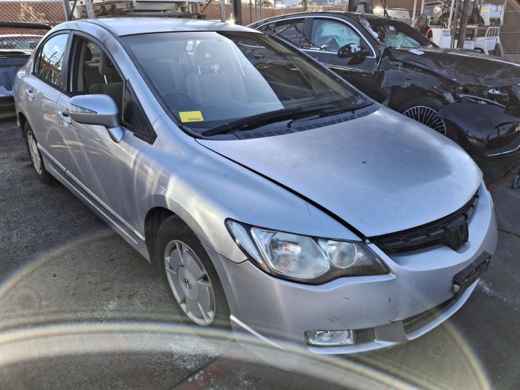 2006 Honda Civic — 8TH GEN Auto Hybrid