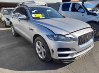 2017 Jaguar F Pace — Antenna 2218: x761, 02/16-   - condition: a -  (sku: 703375)