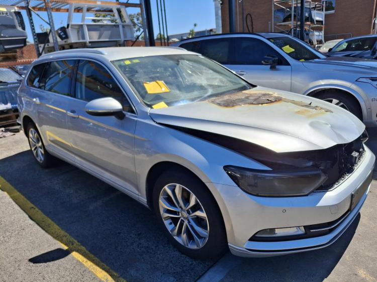 Passat Volkswagen — B8 Auto Petrol