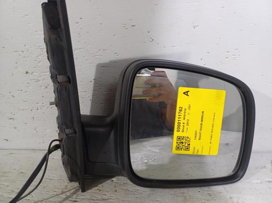 2013 Volkswagen Caddy — Right Door Mirror