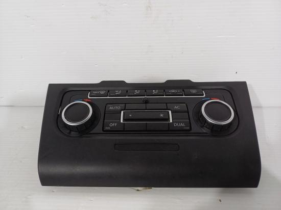 2009 Volkswagen Golf — CLIMATE CONTROL