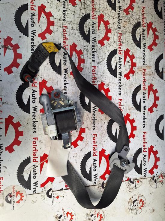 2010 Hyundai I30 — LH FRONT SEAT BELT ONLY NO STALK