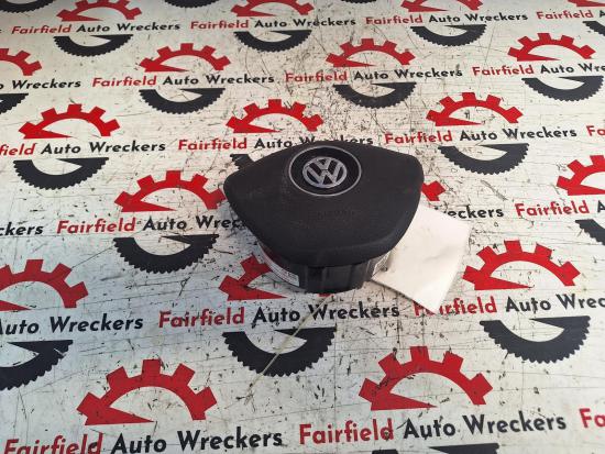 2016 Volkswagen Polo — STEERING WHEEL