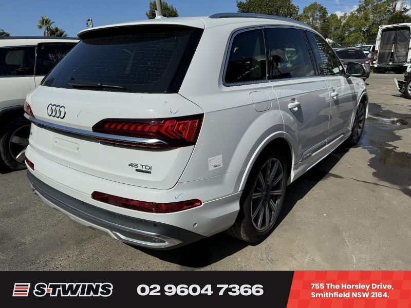 2021 Audi Q7 — 4M Auto Hybrid