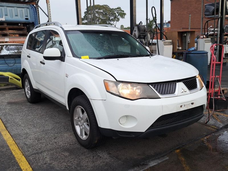 2008 Mitsubishi Outlander — ZG Auto Petrol