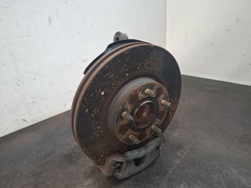 2013 Mazda 6 — Right Front Hub Assembly