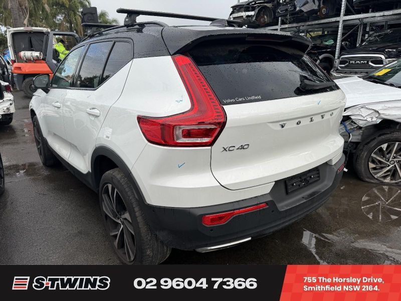 2019 Volvo XC40 — Auto Petrol