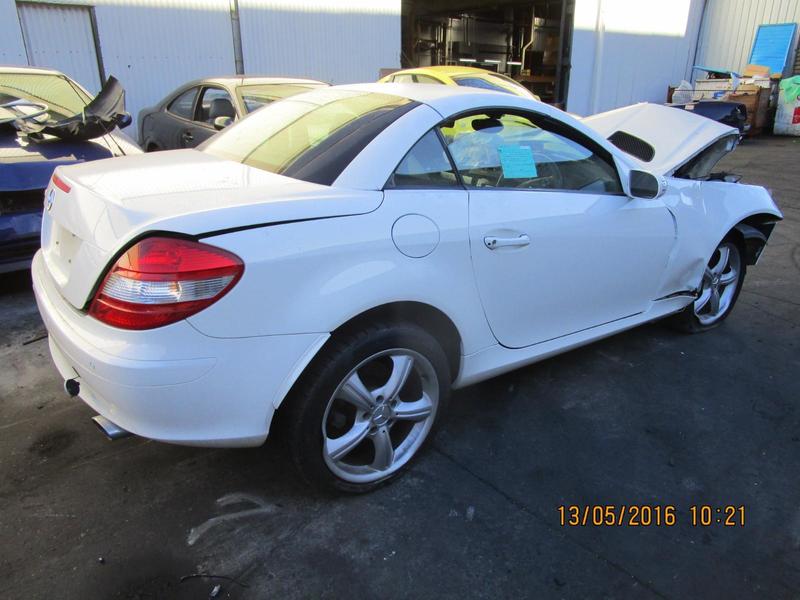 2005 Mercedes Benz Slk 350 — 3.5L 272963 Auto