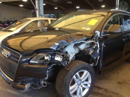 2014 Audi Q7 — 4L Auto Diesel