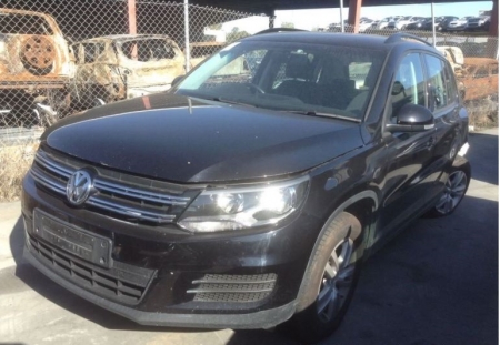 2012 Volkswagen Tiguan — Manual Diesel