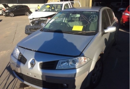 2007 Renault Megane — Manual Gas/Petrol