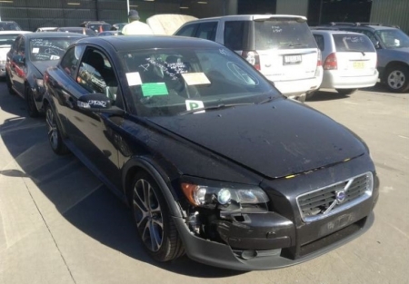 2008 Volvo C70 — Manual Gas/Petrol